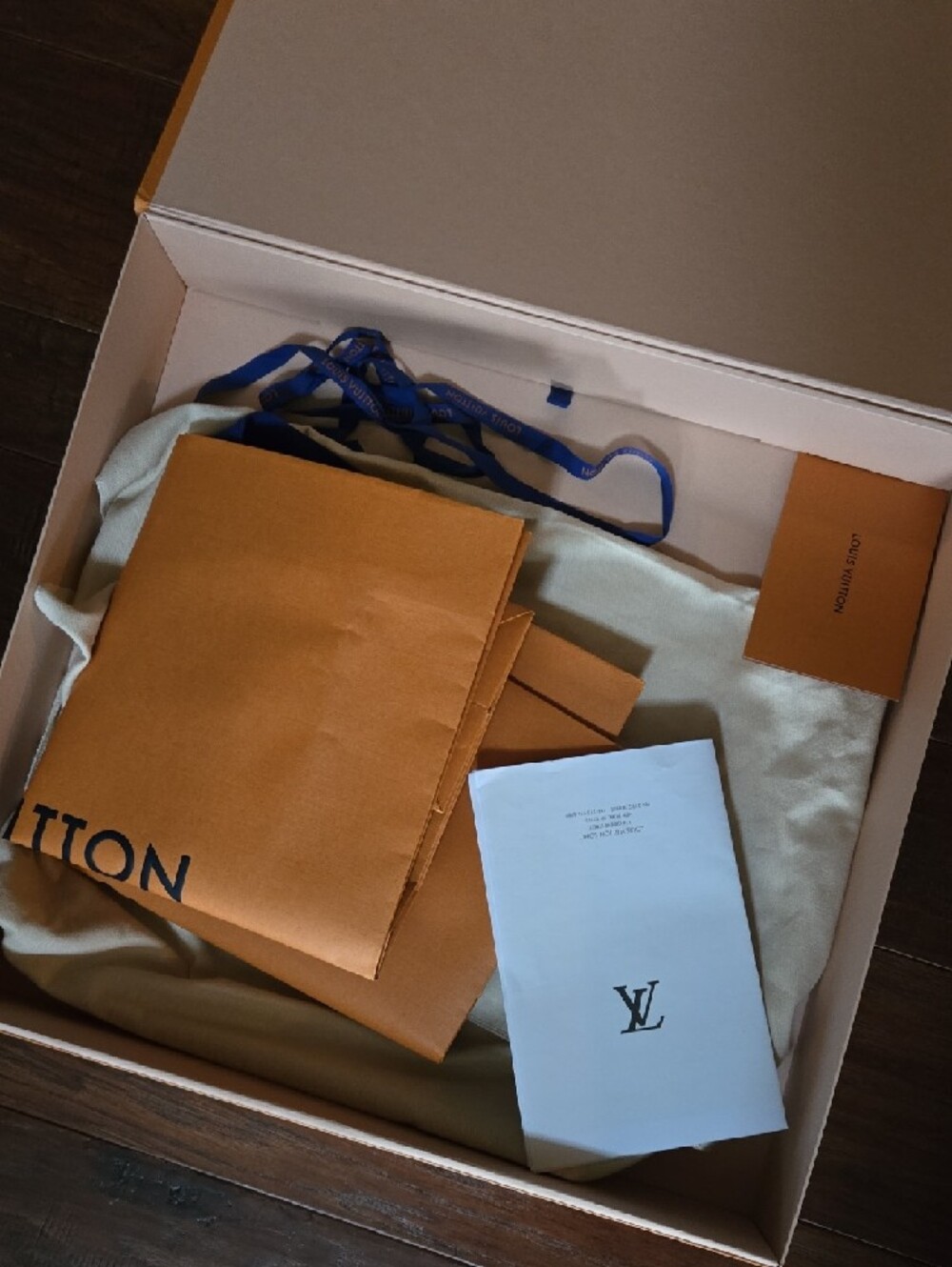 Louis Vuitton Damier Ebene Neverfull MM *read* - Picture 13 of 15